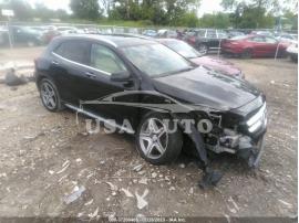 MERCEDES-BENZ GLA-CLASS GLA 250 2015
