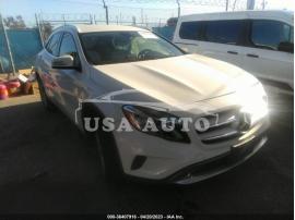 MERCEDES-BENZ GLA-CLASS GLA 250 2015