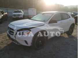 MERCEDES-BENZ GLA-CLASS GLA 250 4M 2015