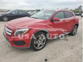 MERCEDES-BENZ GLA-CLASS GLA 250 4M 2015