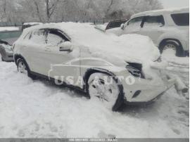 MERCEDES-BENZ GLA-CLASS GLA 250 2015