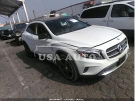 MERCEDES-BENZ GLA-CLASS GLA 250 2015