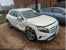 MERCEDES-BENZ GLA-CLASS GLA 250 2015
