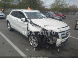 MERCEDES-BENZ GLA-CLASS GLA 250 2015