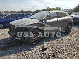 MERCEDES-BENZ GLA-CLASS GLA 250 4M 2015
