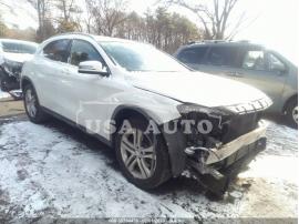 MERCEDES-BENZ GLA-CLASS GLA 250 2015