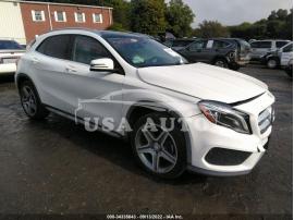 MERCEDES-BENZ GLA-CLASS GLA 250 2015