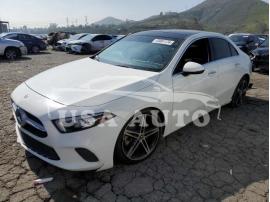 MERCEDES-BENZ A-CLASS A 220 2019