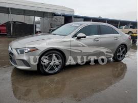MERCEDES-BENZ A-CLASS A 220 2019