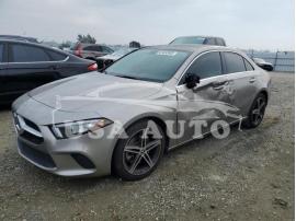 MERCEDES-BENZ A-CLASS A 220 2019