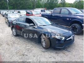 MERCEDES-BENZ A-CLASS A 220 2019