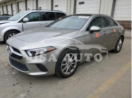 MERCEDES-BENZ A-CLASS A 220 4MAT 2019