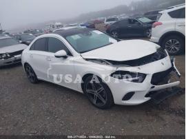 MERCEDES-BENZ A-CLASS A 220 2019