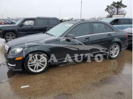 MERCEDES-BENZ C-CLASS C 300 4MAT 2013