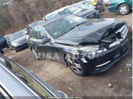MERCEDES-BENZ C-CLASS C 300 2011