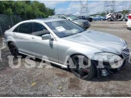 MERCEDES-BENZ S-CLASS S 550 2010