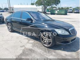 MERCEDES-BENZ S-CLASS S 550 2010
