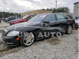 MERCEDES-BENZ S-CLASS S 550 4MAT 2013