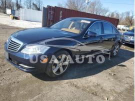 MERCEDES-BENZ S-CLASS S 550 4MAT 2013