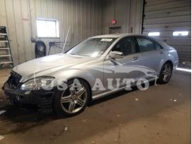 MERCEDES-BENZ S-CLASS S 550 4MAT 2013