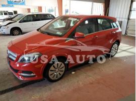 MERCEDES-BENZ B-CLASS B 250E 2016