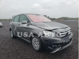 MERCEDES-BENZ B-CLASS B 250E 2017