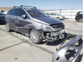 MERCEDES-BENZ B-CLASS B 250E 2016