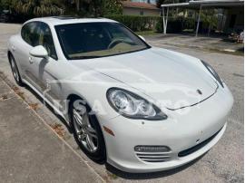 PORSCHE PANAMERA 2 2013
