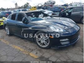 PORSCHE PANAMERA 4 2011