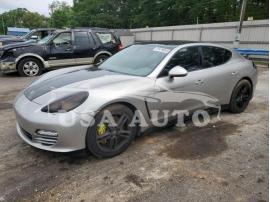 PORSCHE PANAMERA 2 2011
