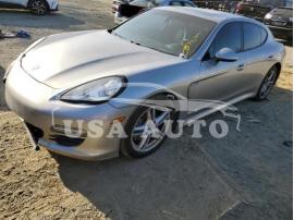PORSCHE PANAMERA 2 2011