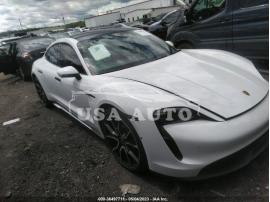 PORSCHE TAYCAN 2022