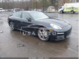 PORSCHE PANAMERA 4S 2014