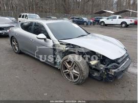 PORSCHE PANAMERA 4S 2011