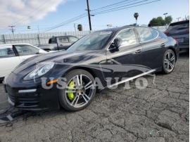 PORSCHE PANAMERA S 2016