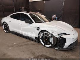 PORSCHE TAYCAN GTS 2023