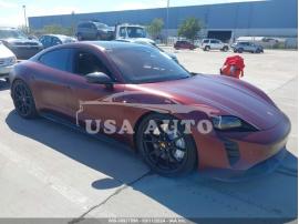 PORSCHE TAYCAN GTS 2022