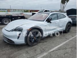 PORSCHE TAYCAN CRO 2023