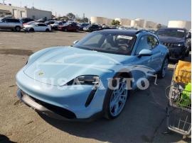 PORSCHE TAYCAN CRO 2022