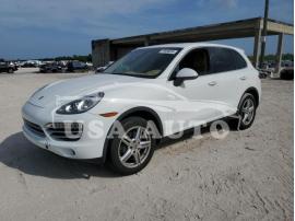 PORSCHE CAYENNE 2014