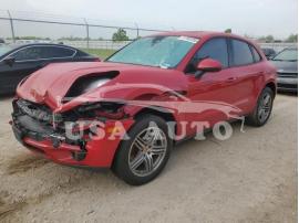 PORSCHE MACAN 2018