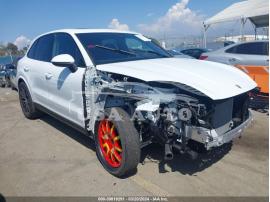 PORSCHE CAYENNE 2024