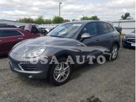PORSCHE CAYENNE S 2012