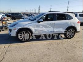 PORSCHE CAYENNE S 2015