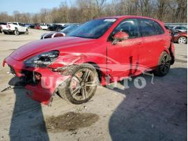 PORSCHE CAYENNE GT 2014
