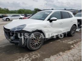 PORSCHE CAYENNE SE 2019