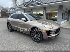 PORSCHE MACAN TURBO 2016