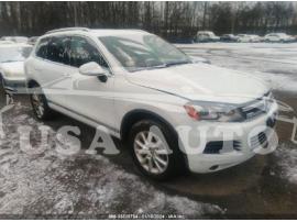 VOLKSWAGEN TOUAREG 3.6L SPORT 2014