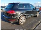 VOLKSWAGEN TOUAREG VR6 SPORT 2013