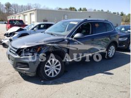 VOLKSWAGEN TOUAREG V6 2012